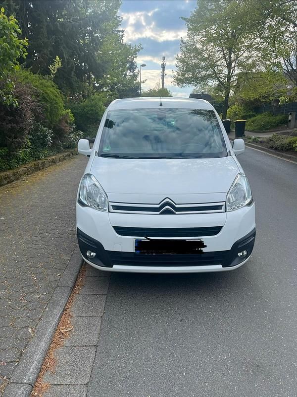 Gebraucht Citroën Berlingo 99 PS (72 kW) 2016 Weiß Van / Kleinbus