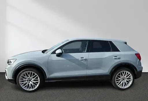 Second-hand Audi Q2 Advanced Plus 150 CP (110 kW) 2025 Gri SUV