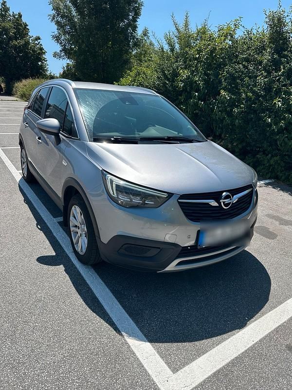 Grau Gebraucht 2019 Opel Crossland X Innovation SUV | 12.800 € (Fairer Preis) - Bild 1/4