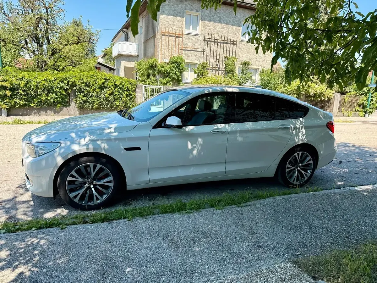 Gebraucht BMW 530 Shadowline 245 PS (180 kW) 2010 Weiß Limousine