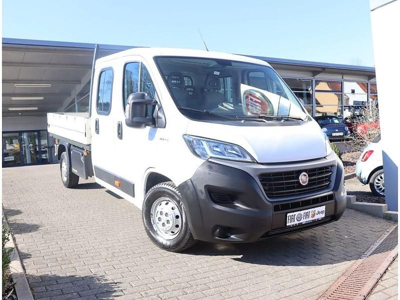 Gebraucht Fiat Ducato 140 PS (102 kW) 2020 Weiss Van