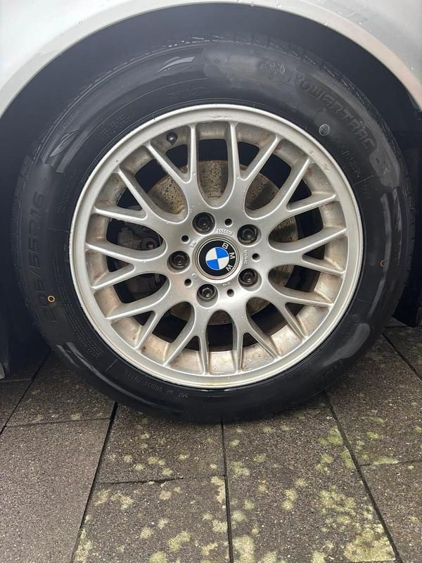 Gebraucht BMW 318 143 PS (105 kW) 2001 Silber Limousine