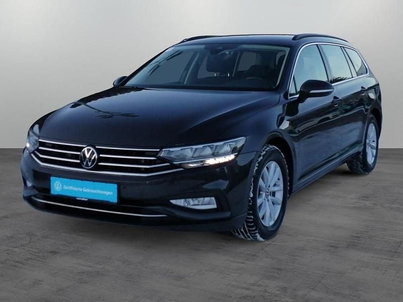 Gebraucht VW Passat Business 150 PS (110 kW) 2022 Mangangrau metallic Kombi