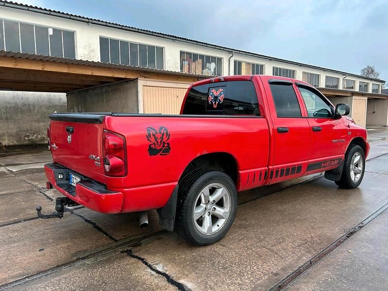 Gebraucht Dodge Ram 345 PS (253 kW) 2007 Rot Pickup