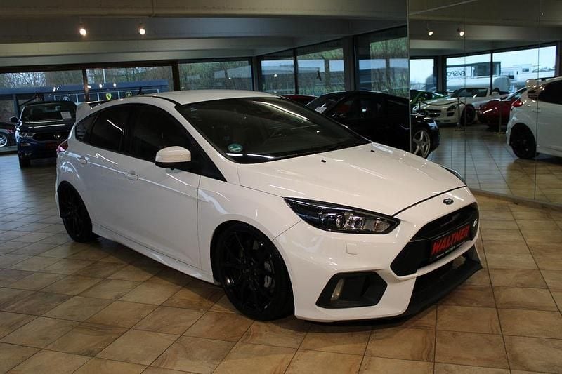 Gebraucht Ford Focus RS 349 PS (256 kW) 2016 Weiß Limousine