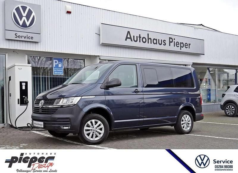 Gebraucht VW Caravelle 150 PS (110 kW) 2021 Starlight blue metallic Van / Kleinbus