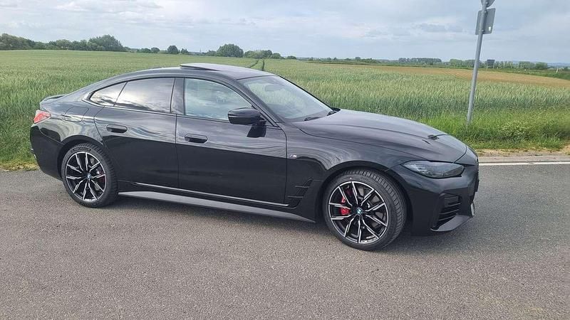 Schwarzmetallic Gebraucht 2023 BMW 430 Gran Coupé M Sport Coupé | 43.900 € (Guter Preis) - Bild 1/4