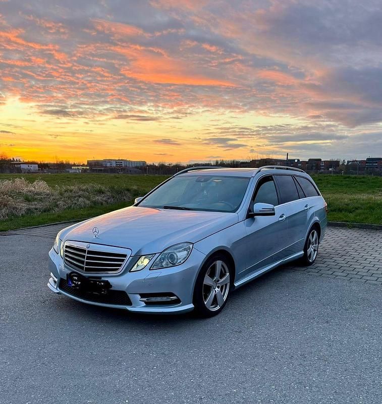 Gebraucht Mercedes E300 Avantgarde 231 PS (169 kW) 2012 Kombi
