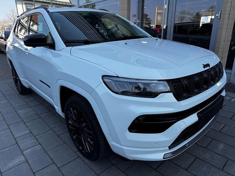 Gebraucht Jeep Compass Altitude 131 PS (96 kW) 2023 Weiß SUV