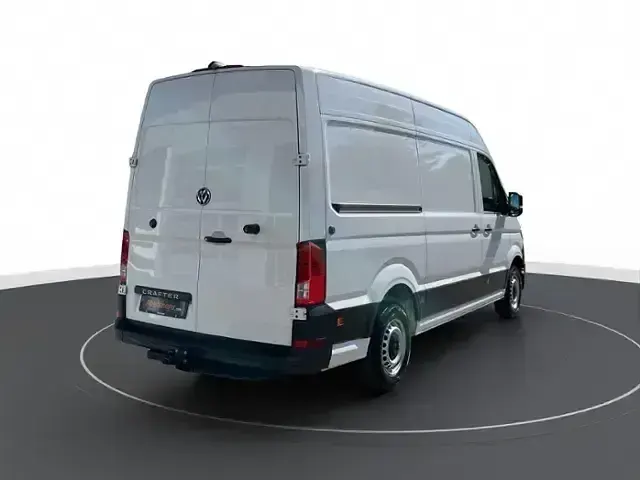 Gebraucht VW Crafter 140 PS (102 kW) 2024 Weiß Van