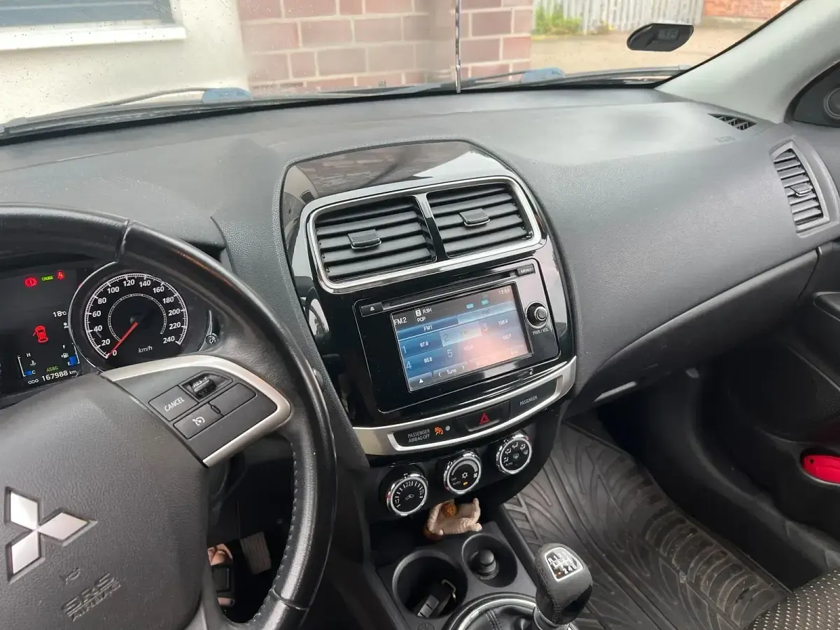 Gebraucht Mitsubishi ASX 150 PS (110 kW) 2014 Schwarz SUV