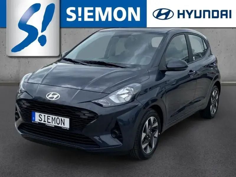 Aurora grey Neu 2025 Hyundai i10 Trend Kleinwagen | 15.730 € (Fairer Preis) - Bild 1/1