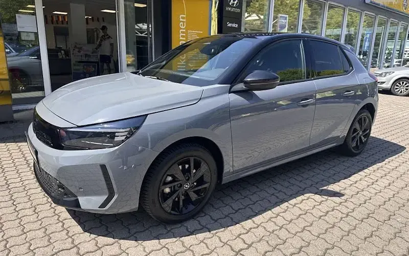 Gebraucht Opel Corsa 101 PS (74 kW) 2025 Kleinwagen