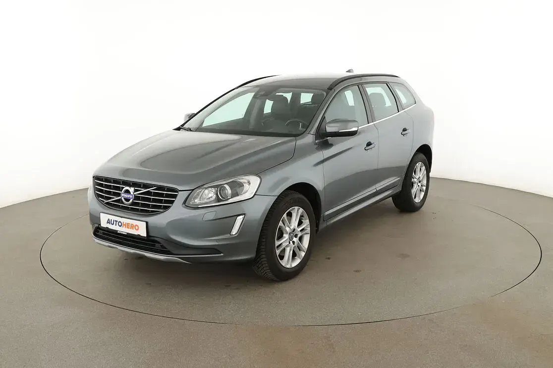 Gebraucht Volvo XC60 Momentum 150 PS (110 kW) 2016 SUV
