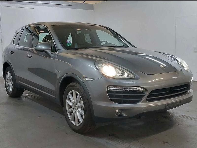 Gebraucht Porsche Cayenne S 333 PS (244 kW) 2010 Grau SUV