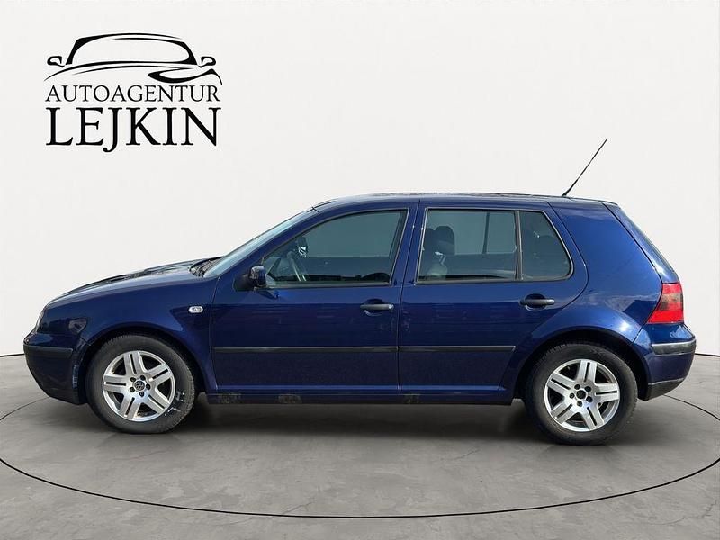 Gebraucht VW Golf IV 102 PS (75 kW) 2002 Blau Limousine