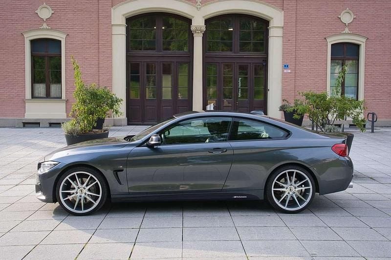 Grau Gebraucht 2013 BMW 435 M Performance Coupé | 31.990 € (Teuer) - Bild 1/4