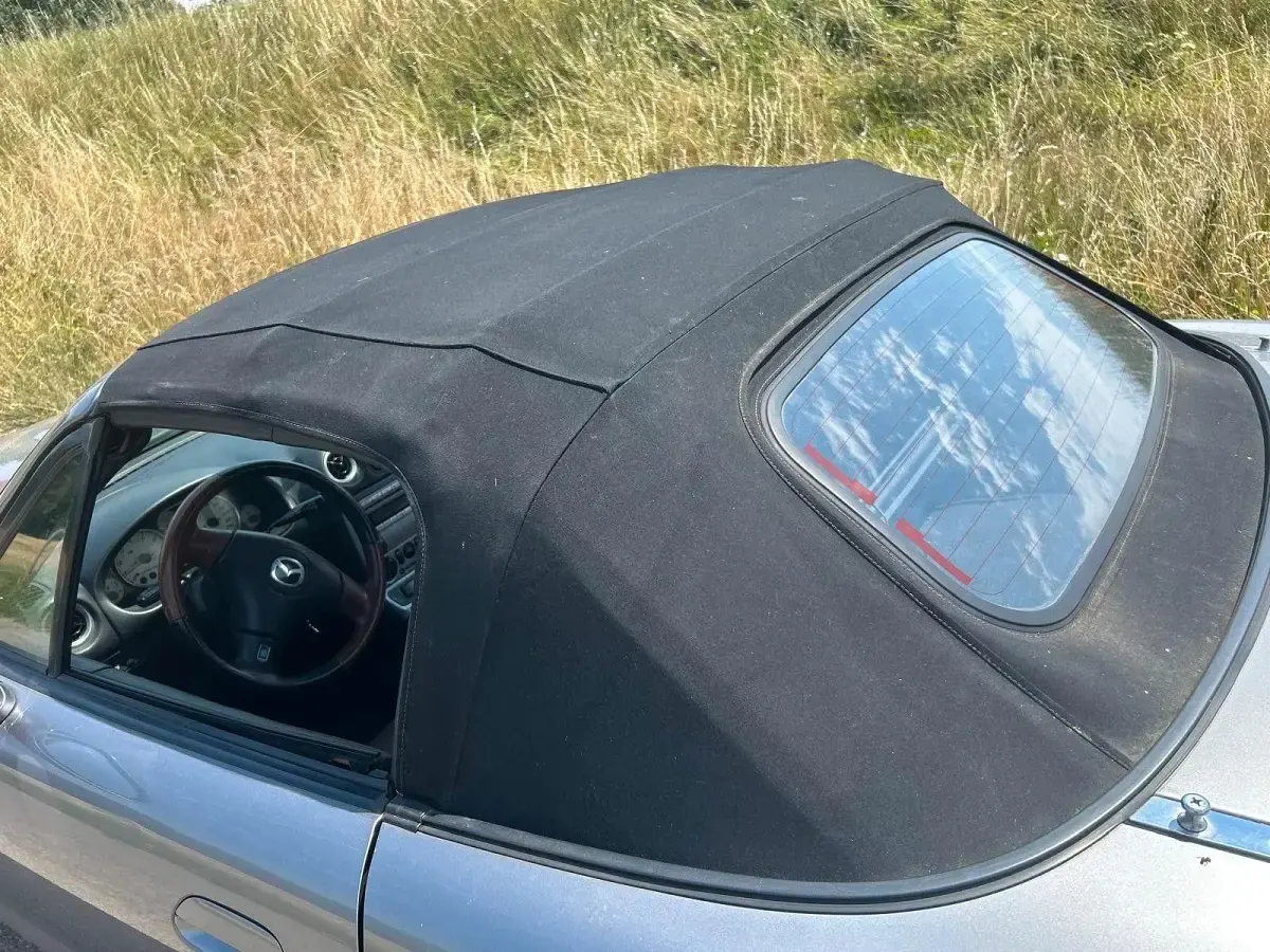 Gebraucht Mazda MX5 145 PS (106 kW) 2004 Schwarz Cabrio