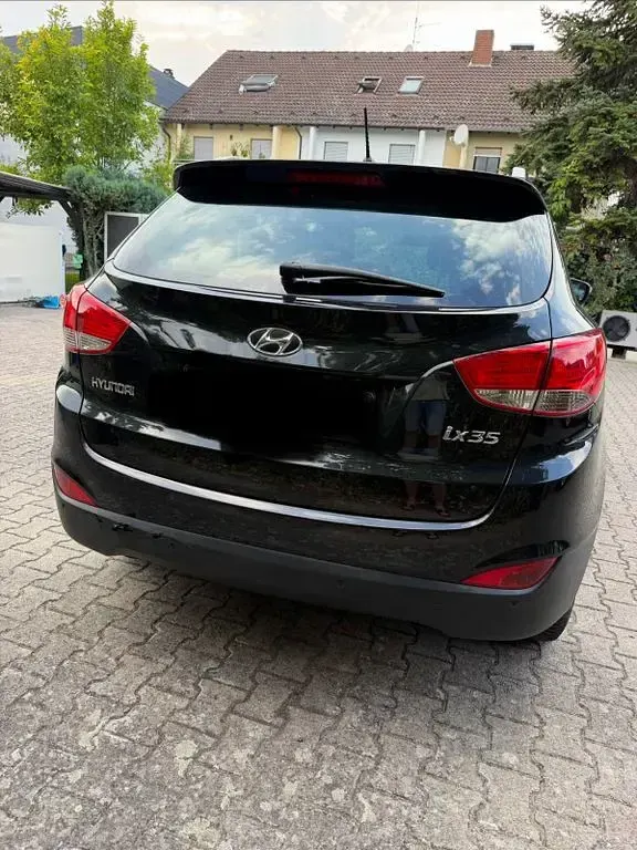 Gebraucht Hyundai ix35 163 PS (119 kW) 2010 Schwarz SUV