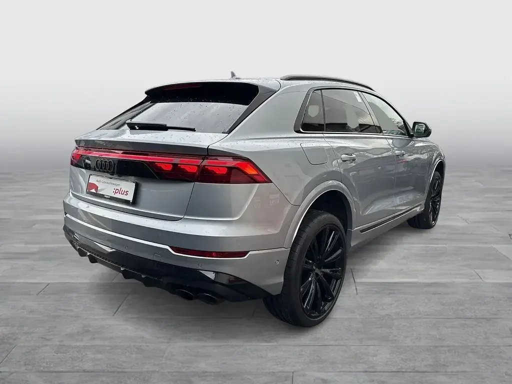 Gebraucht Audi SQ8 Sport 507 PS (372 kW) 2025 Silber SUV
