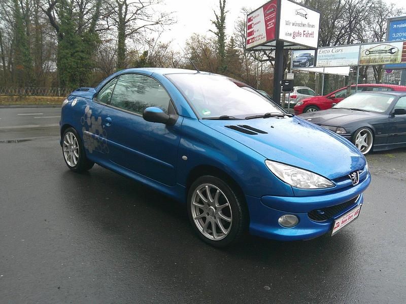 Gebraucht Peugeot 206 109 PS (80 kW) 2003 Blau Cabrio