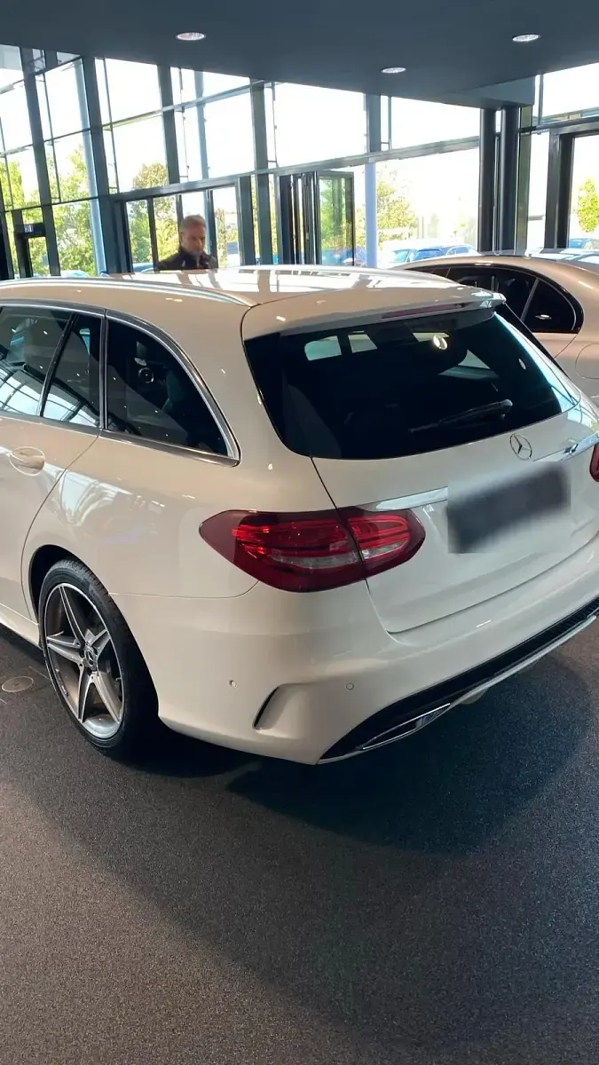 Gebraucht Mercedes C220 AMG line 170 PS (125 kW) 2017 Weiß Kombi