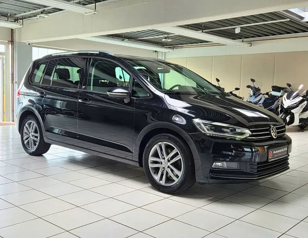 Gebraucht VW Touran Sound 150 PS (110 kW) 2017 Schwarz Van / Kleinbus