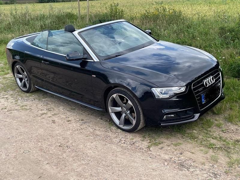 Schwarz Gebraucht 2013 Audi A5 Cabriolet S-Line Cabrio | 23.950 € (Teuer) - Bild 1/4