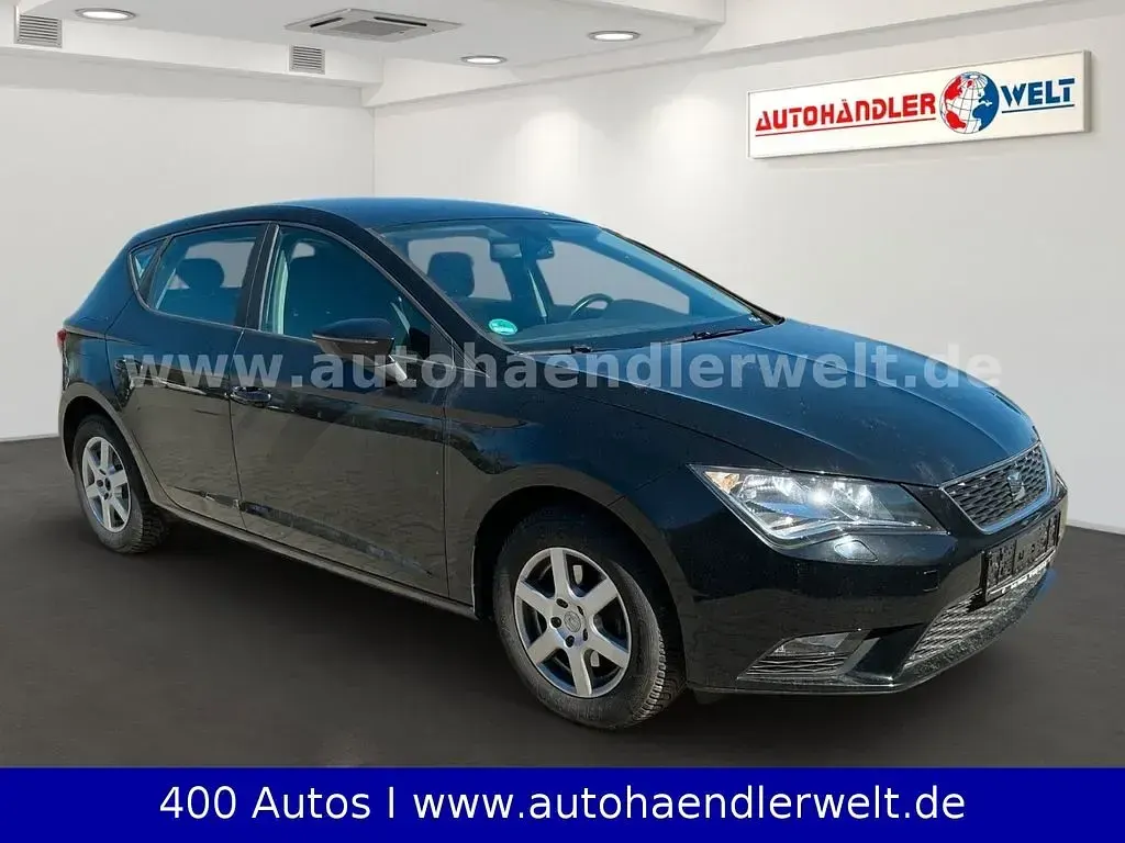 Usado Seat Leon Style 110 HP (80 kW) 2015 Preto Sedan