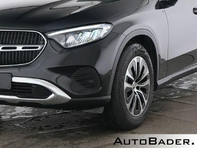Gebraucht Mercedes GLC220 Avantgarde 197 PS (144 kW) 2024 197 lack obsidianschwarz (metallic) SUV