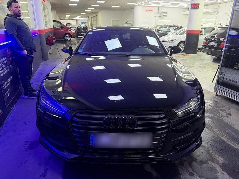 Gebraucht Audi A7 Sportback Competition 326 PS (239 kW) 2015 Schwarz Kleinwagen