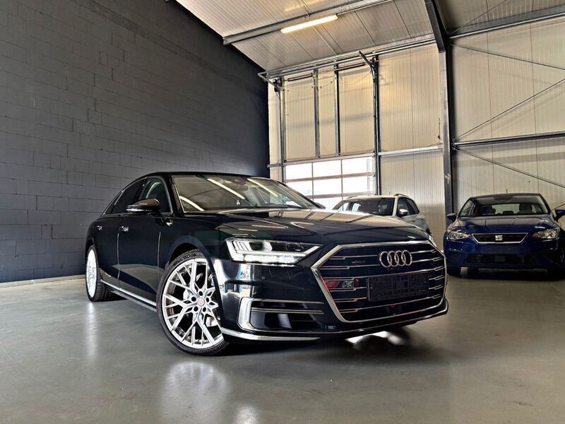 Schwarz Gebraucht 2020 Audi A8 Ambiente Limousine | 47.890 € (Etwas zu teuer) - Bild 1/4