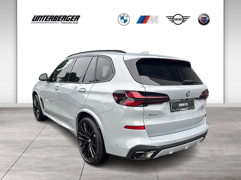Neu BMW X5 Shadowline 298 PS (219 kW) 2025 Grau SUV
