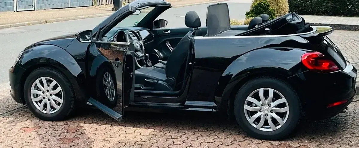 Gebraucht VW Beetle 110 PS (80 kW) 2015 Schwarz Kleinwagen