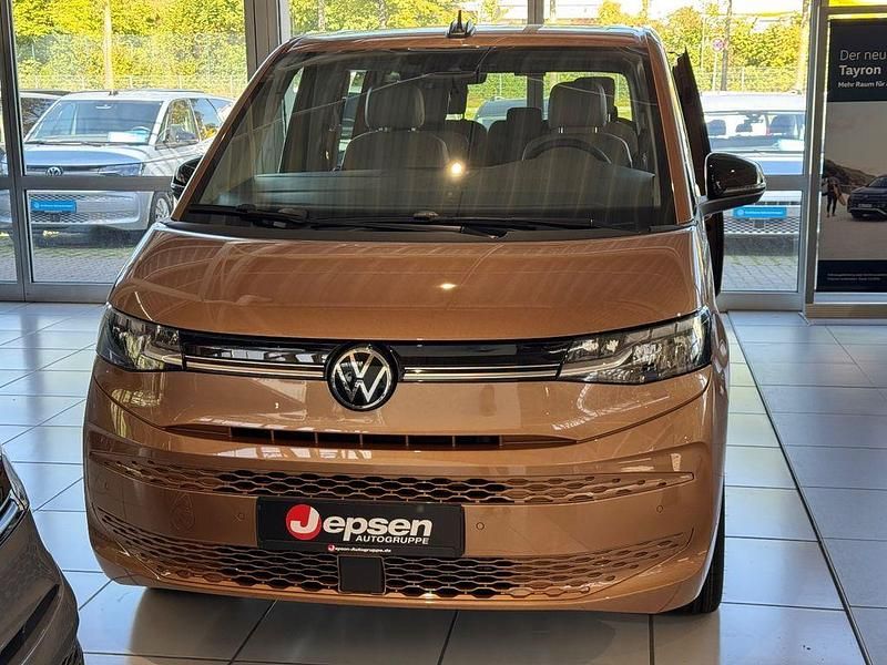 Neu VW Multivan Life 204 PS (150 kW) 2025 Braun Van