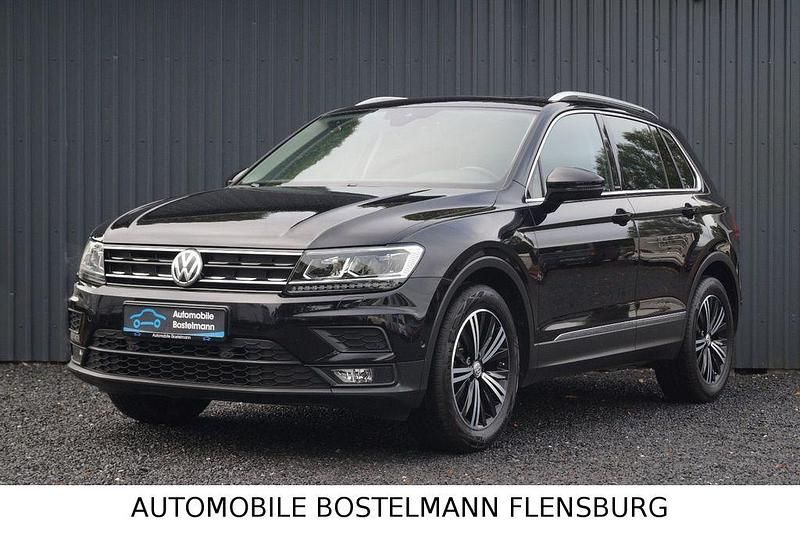 Schwarz Gebraucht 2019 VW Tiguan IQ Drive SUV | 23.985 € (Teuer) - Bild 1/4