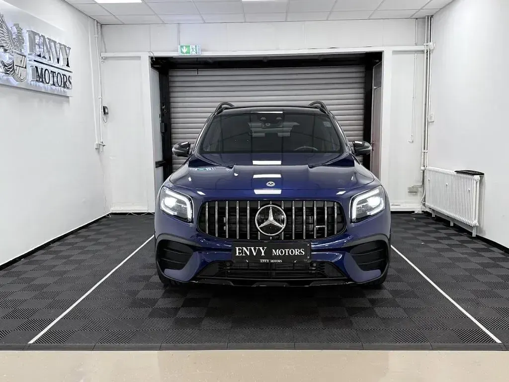 Gebraucht Mercedes GLB35 AMG 306 PS (225 kW) 2022 Blau SUV