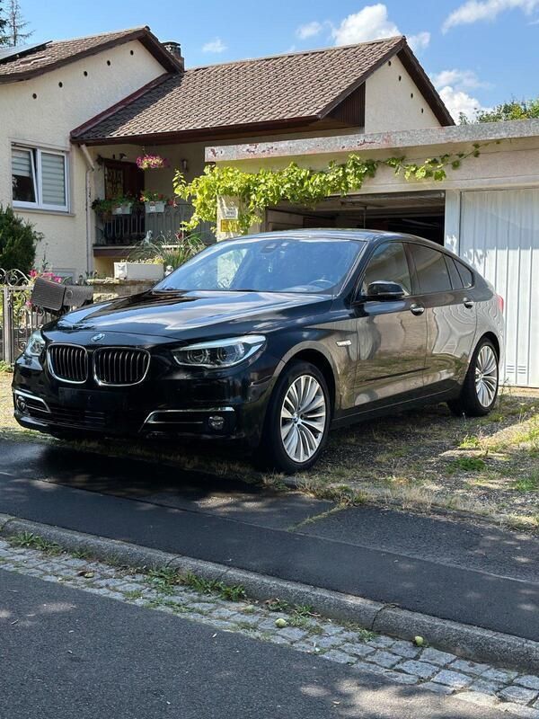 Schwarz Gebraucht 2014 BMW 535 Gran Turismo Luxury Line Limousine | 19.999 € (Fairer Preis) - Bild 1/4