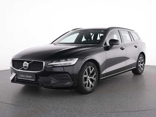 Gebraucht Volvo V60 145 PS (106 kW) 2023 Kombi
