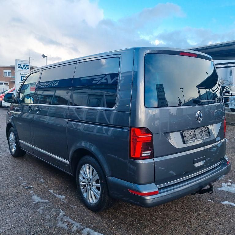 Gebraucht VW Transporter Generation Six 150 PS (110 kW) 2020 Grau Van