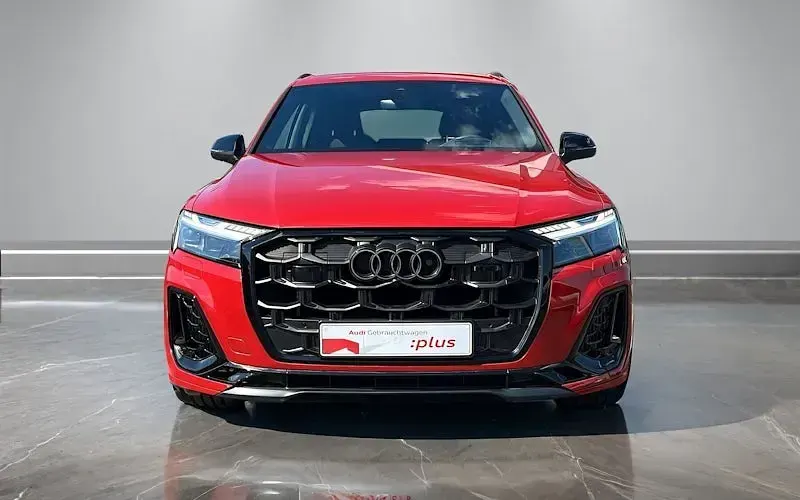 Gebraucht Audi SQ7 Ambiente 507 PS (372 kW) 2025 Rot SUV