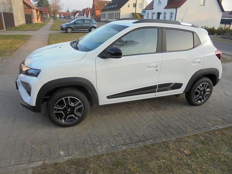 Gebraucht Dacia Spring Comfort 33 kW (45 PS) 2022 Weiß Kleinwagen