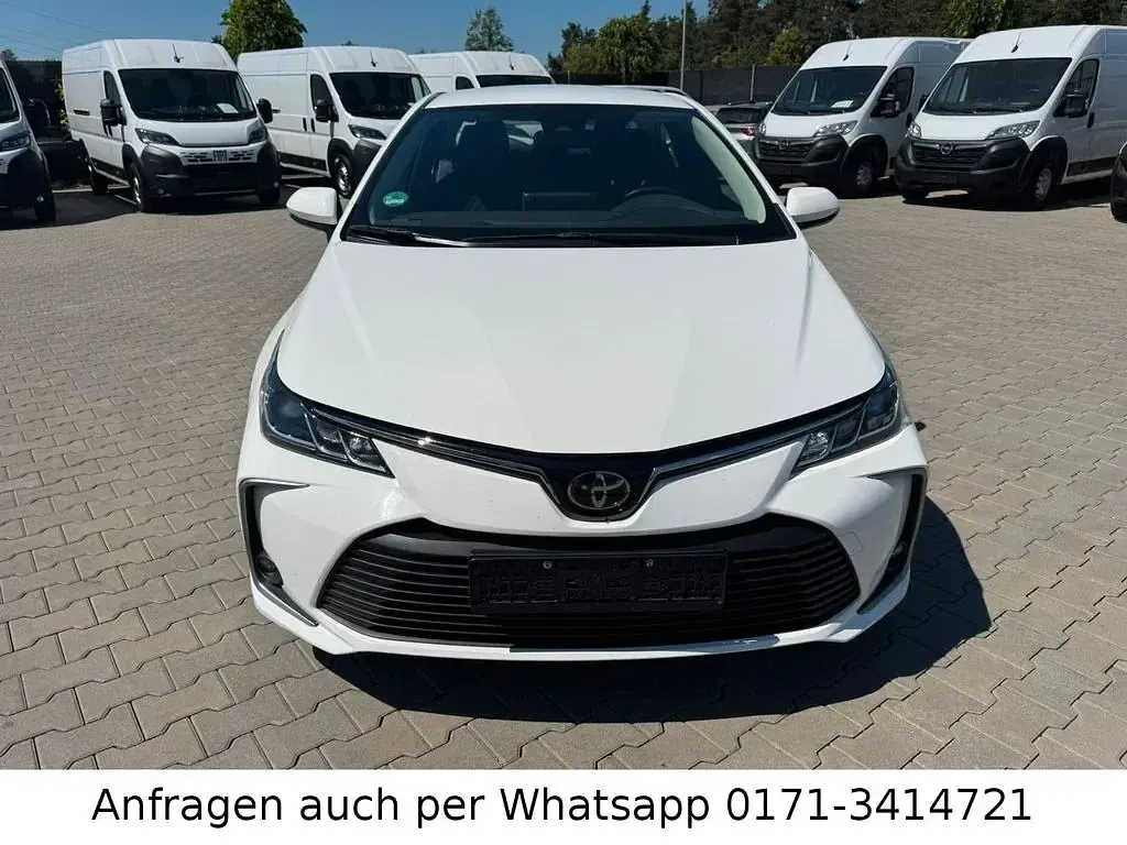 Gebraucht Toyota Corolla 125 PS (91 kW) 2022 Weiß Limousine