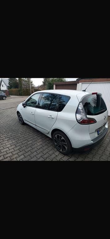 Gebraucht Renault Scénic III Bose Edition 132 PS (97 kW) 2015 Weiß Van / Kleinbus
