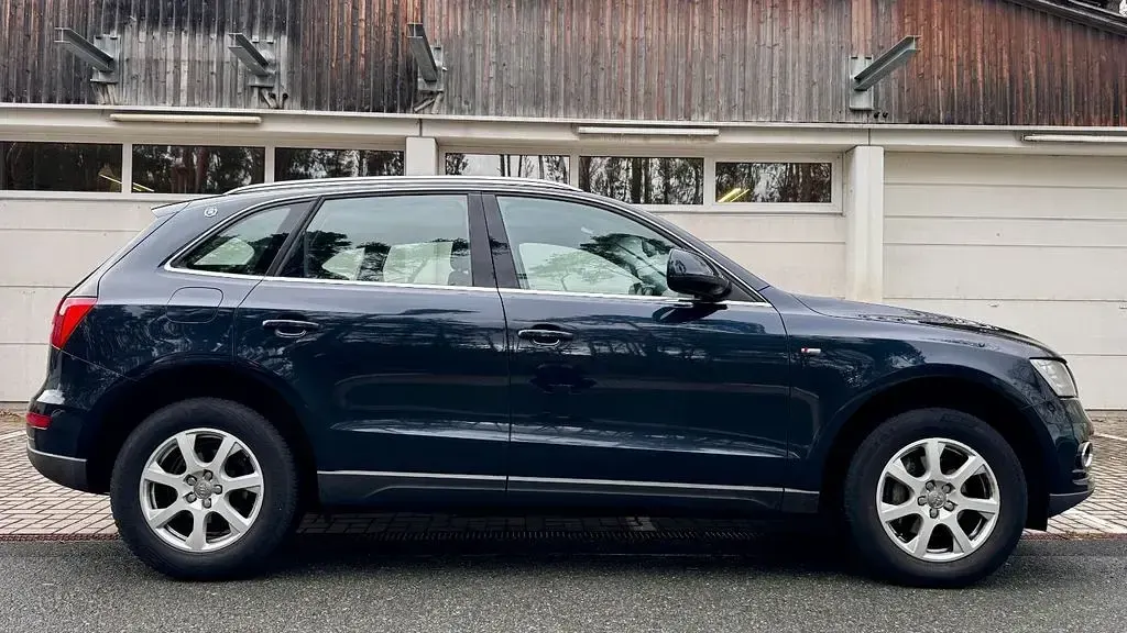 Używany Audi Q5 177 KM (130 kW) 2012 Niebieski SUV