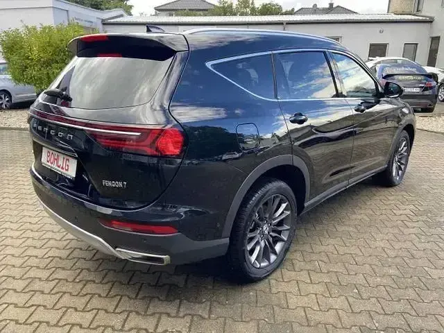 Gebraucht DFSK Fengon 220 PS (161 kW) 2023 Schwarzmetallic SUV