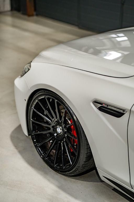 Gebraucht BMW M6 Comfort Edition 449 PS (330 kW) 2013 Weiß Coupé