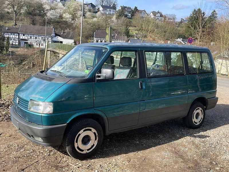 Second-hand VW T4 77 CP (56 kW) 1993 Verde Van