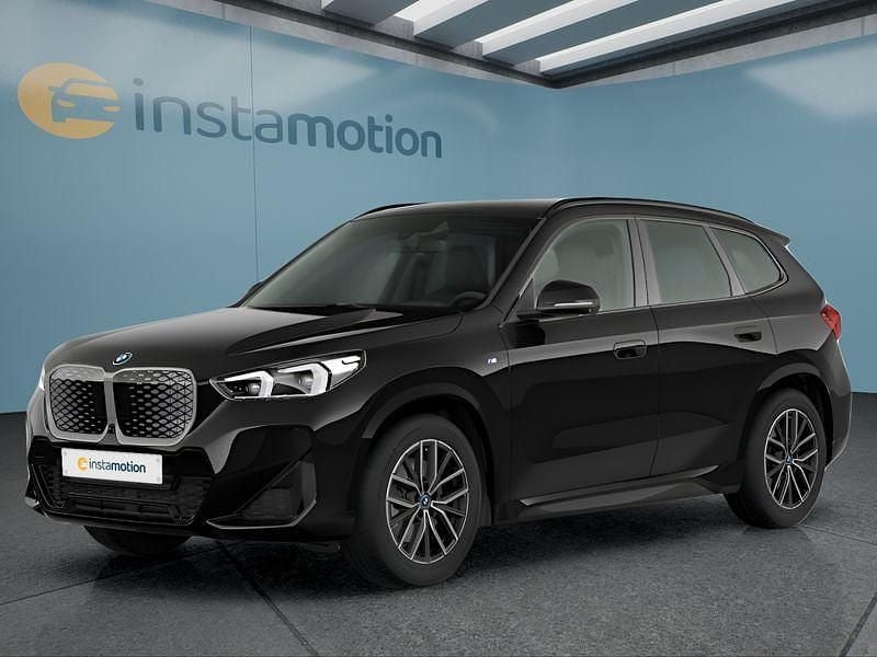 Schwarz Neu 2025 BMW iX1 SUV | 63.899 € - Bild 1/4