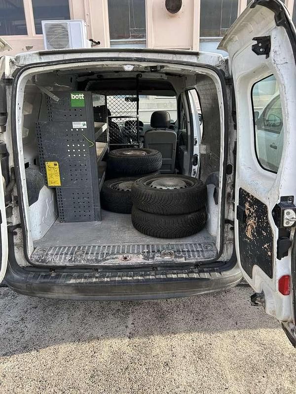 Gebraucht Renault Kangoo 86 PS (63 kW) 2010 Van